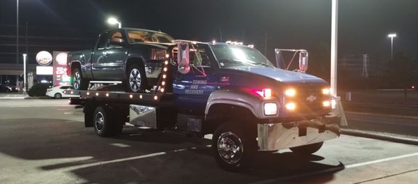 Robert's Towing And Recovery