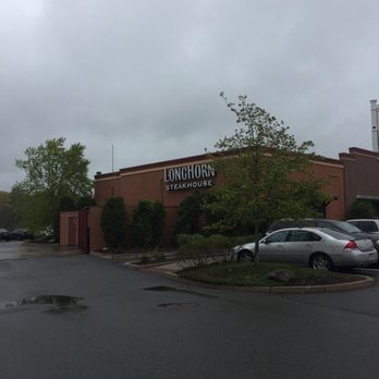 LongHorn Steakhouse - LongHorn Steakhouse of Mansfield -- Erin's Centre : 390 West Street, Junction of Route 140, Mansfield Exterior - American Near Me - Mansfield, Massachusetts LongHorn Steakhouse - LongHorn Steakhouse of Mansfield -- Erin's Centre : 390 West Street, Junction of Route 140, Mansfield Exterior - American Near Me - Mansfield, Massachusetts