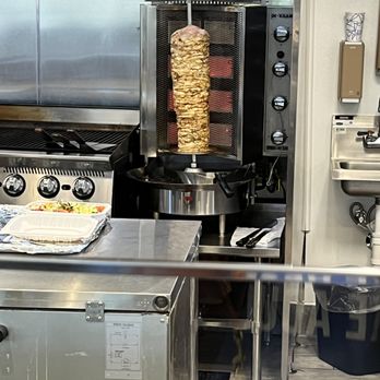 Momi's Kitchen - Shawarma - Mediterranean Near Me - Waldorf, Maryland Momi's Kitchen - Shawarma - Mediterranean Near Me - Waldorf, Maryland