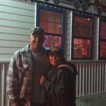 Track Shack - Bars Near Me - Spring, Texas