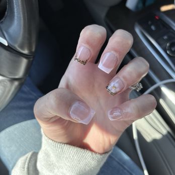 K V Nail Spa - Acrylic full set - Nail Salons Near Me - Simpsonville, South Carolina