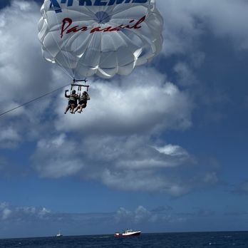 X-Treme Parasail - Parasailing - Parasailing Near Me - Honolulu, Hawaii X-Treme Parasail - Parasailing - Parasailing Near Me - Honolulu, Hawaii