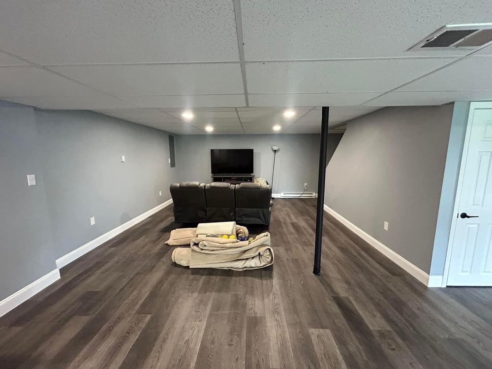 Slide of Smitty Remodeling