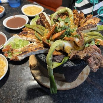 Los Chamacos Mexican Restaurant - Molcajete De Camaron - Mexican Near Me - Arlington, Virginia