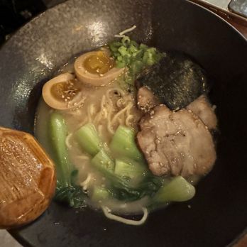 Rooster Thai Sushi - Thai Near Me - Port Richey, Florida