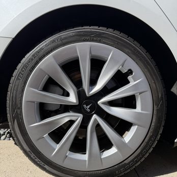 Affordable Wheel Repair - After: Rim Repair - Wheel & Rim Repair Near Me - Los Angeles, California Affordable Wheel Repair - After: Rim Repair - Wheel & Rim Repair Near Me - Los Angeles, California