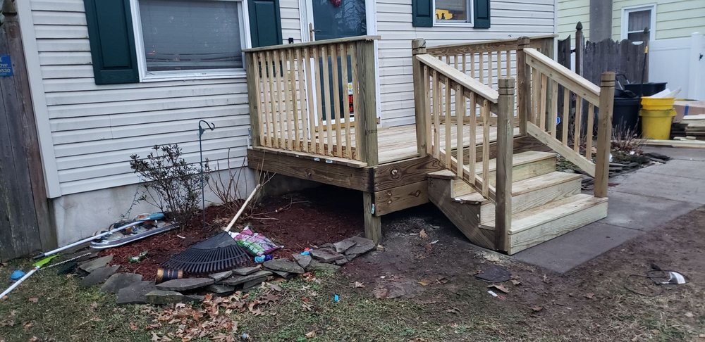 Slide of Santana construction and Landscaping