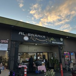 Albaraka Restaurant - Outside