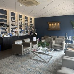 Hand & Stone Massage and Facial Spa