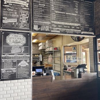 Upper Crust Pizza - Pizza Near Me - Oceanside, California