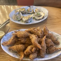 Wharf Casual Seafood - Fried crab claws and chargrilled oysters