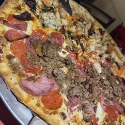 Meat Lovers and Buffalo Chicken Pizza Half & Half Large 18" Meat Lovers and Buffalo Chicken Pizza Half & Half Large 18"
