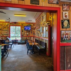 Martin's Bar-B-Que Joint - Indoor seating area