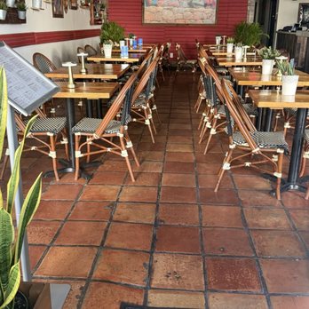 Ceviche House - Lovely inside - Peruvian Near Me - Miami Beach, Florida Ceviche House - Lovely inside - Peruvian Near Me - Miami Beach, Florida
