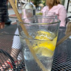 Strong happy hour drinks!!!