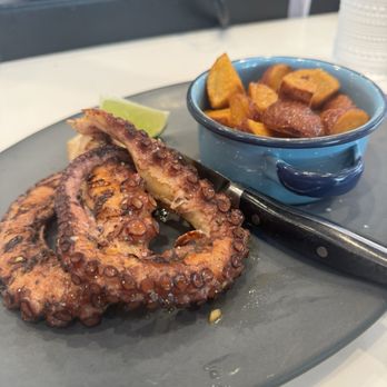 La Cabrona - Pulpo a la Parrilla - Mexican Near Me - Fort Worth, Texas
