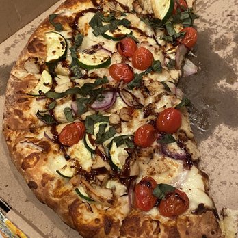 Cenario's pizza - Italian Veggie w chicken, no feta - Pizza Near Me - Fairfield, California