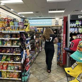 Hucks - Convenience Stores Near Me - Jeffersonville, Indiana Hucks - Convenience Stores Near Me - Jeffersonville, Indiana
