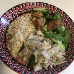 Chow Fun Gluten-Free, Deluxe Vegetables Gluten-Free, Fried Rice