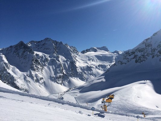 Rotkogelhütte by null