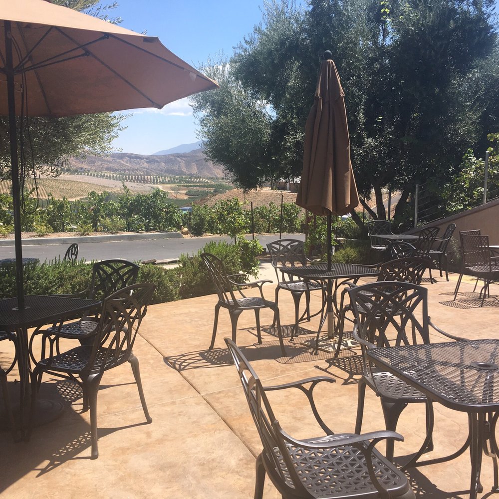 Oak Mountain Winery - Wineries Near Me - Temecula, California