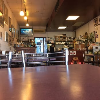 Siam Sunset - Interior - Thai Near Me - Los Angeles, California