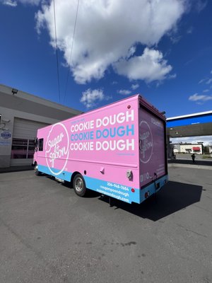 Spittin Llama Studios