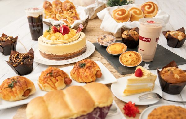 85°C Bakery Cafe by null