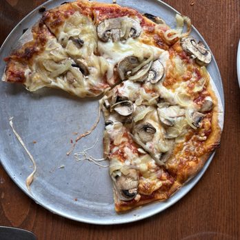 Bertucci's Italian Restaurant - Mushroom and onion pizza. Yum! - Pizza Near Me - Hingham, Massachusetts Bertucci's Italian Restaurant - Mushroom and onion pizza. Yum! - Pizza Near Me - Hingham, Massachusetts