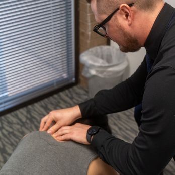 CORE Chiropractic - Galleria Area - Doctor performing treatment - Chiropractors Near Me - Houston, Texas CORE Chiropractic - Galleria Area - Doctor performing treatment - Chiropractors Near Me - Houston, Texas