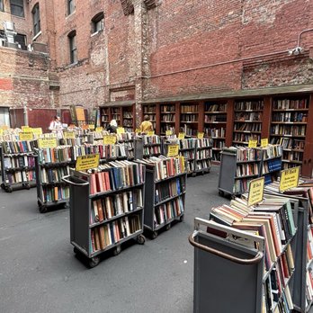 Brattle Book Shop - Outdoor Section - Bookstores Near Me - Boston, Massachusetts Brattle Book Shop - Outdoor Section - Bookstores Near Me - Boston, Massachusetts