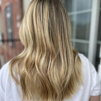 Blushing Beauty Salon - A blonde balayage by Jessica - Hair Salons Near Me - Lakewood, Ohio Blushing Beauty Salon - A blonde balayage by Jessica - Hair Salons Near Me - Lakewood, Ohio