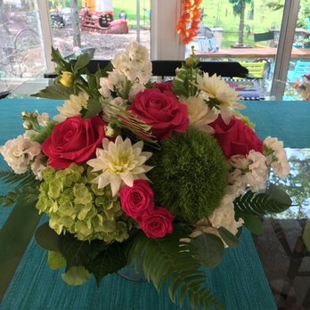 Craig Kiely Designs - A rich and original mix of flowers in the beautiful arrangement from Craig! - Florists Near Me - Red Bank, New Jersey Craig Kiely Designs - A rich and original mix of flowers in the beautiful arrangement from Craig! - Florists Near Me - Red Bank, New Jersey