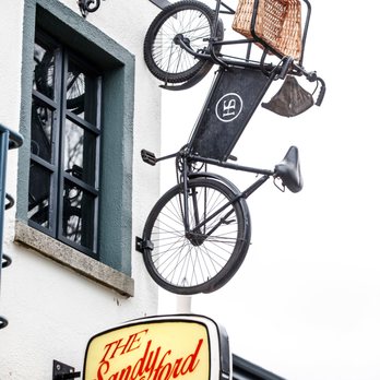 Sandyford House - Sandyford House Bar & Restaurant Front Bike - Pubs Near Me - Sandyford, D