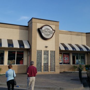 Steak ’n Shake - Entrance - Fast Food Near Me - Atlanta, Georgia Steak ’n Shake - Entrance - Fast Food Near Me - Atlanta, Georgia