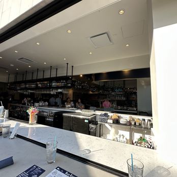 Hash Kitchen - Outside bar - Breakfast & Brunch Near Me - Pearland, Texas Hash Kitchen - Outside bar - Breakfast & Brunch Near Me - Pearland, Texas