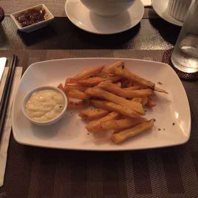 Corner Tree Cafe by null