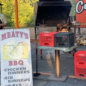 Meaty's Roadhouse BBQ - Barbeque Near Me - Bay City, Michigan