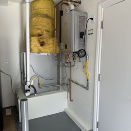 Tankless water heater