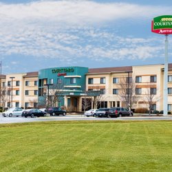 Courtyard by Marriott Lafayette