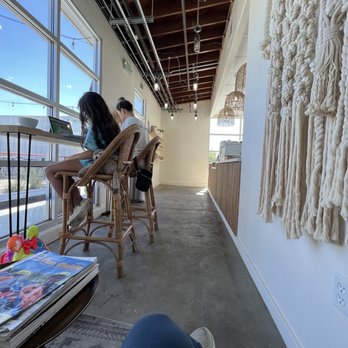 Honeylux Coffee - Inside seating - Coffee & Tea Near Me - Watsonville, California Honeylux Coffee - Inside seating - Coffee & Tea Near Me - Watsonville, California