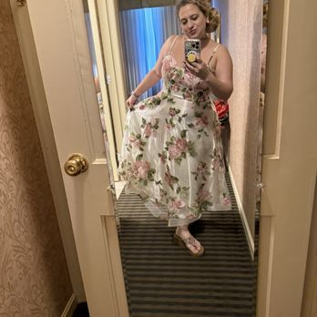 The Brown Hotel - Selfie - Hotels Near Me - Louisville, Kentucky The Brown Hotel - Selfie - Hotels Near Me - Louisville, Kentucky