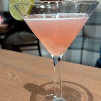 The James - My wife's Cosmopolitan - American Near Me - Charleston, South Carolina The James - My wife's Cosmopolitan - American Near Me - Charleston, South Carolina