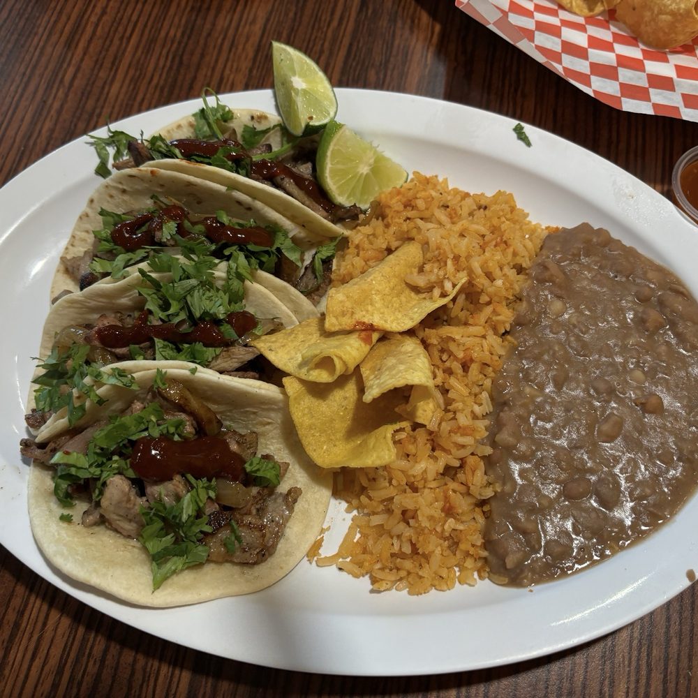 Taqueria 2 Carnales - Mexican Near Me - Paradise, Nevada