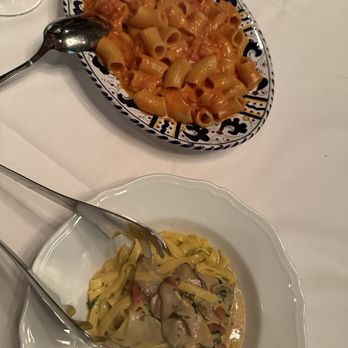 Carbone - Spicy Rigatoni Vodka and Fettuccine con Funghi - Italian Near Me - New York, New York Carbone - Spicy Rigatoni Vodka and Fettuccine con Funghi - Italian Near Me - New York, New York