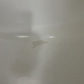 Best Western Canton Inn - Bath tub peeling - Hotels Near Me - Canton, Mississippi