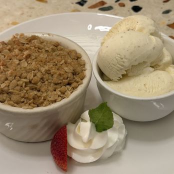Georgie's Beachside Grill - Marionberry Crisp, Stuffed Salmon, Calamari - American Near Me - Newport, Oregon Georgie's Beachside Grill - Marionberry Crisp, Stuffed Salmon, Calamari - American Near Me - Newport, Oregon