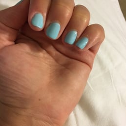 Cuticles were not trimmed or pushed back properly Cuticles were not trimmed or pushed back properly