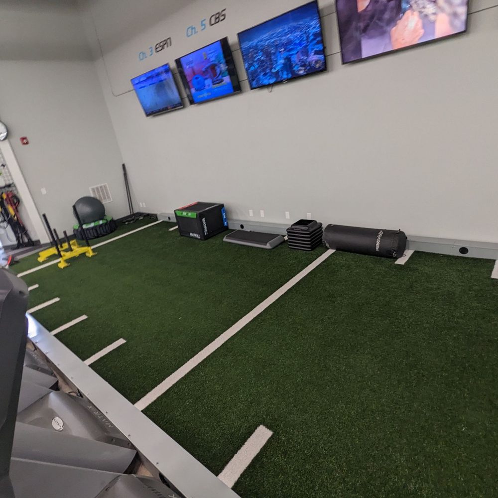 iGYM - Turf area - Gyms Near Me - Cedar Rapids, Iowa iGYM - Turf area - Gyms Near Me - Cedar Rapids, Iowa