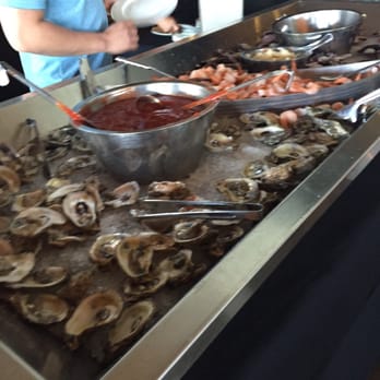 Tom Ham's Lighthouse - Breakfast & Brunch Near Me - San Diego, California